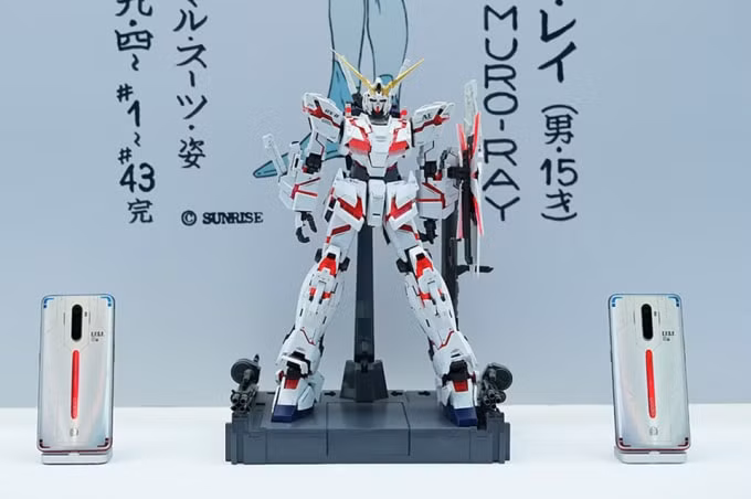 OPPO giới thiệu Reno Ace phiên bản kỉ niệm 40 năm Gundam