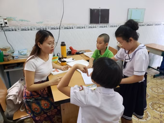 Một tiết mục học tập của trường.
