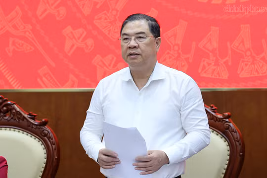 Học tập, quán triệt nghị quyết không chỉ dừng ở tổ chức hội nghị
