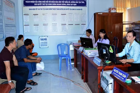 Cán bộ, công chức cấp xã được hưởng phụ cấp công vụ 55%