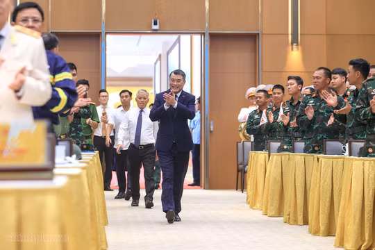 Thủ tướng dự lễ tuyên dương lực lượng Việt Nam hỗ trợ Venezuela khắc phục hậu quả động đất