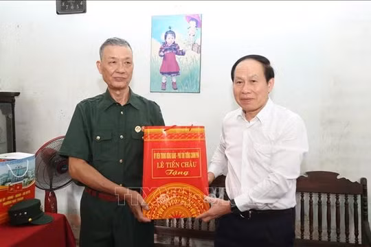 Phó Thủ tướng Lê Tiến Châu tri ân người có công tại Thanh Hóa
