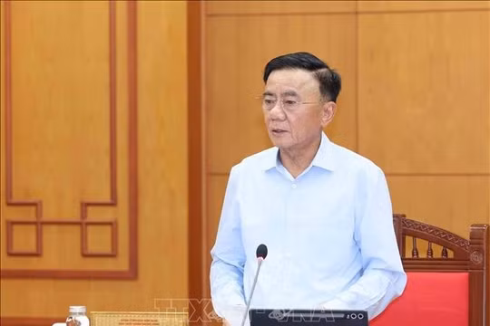 Thường trực Ban Bí thư Trần Cẩm Tú: Học viện Chính trị quốc gia Hồ Chí Minh khẩn trương hoàn thiện tổ chức bộ máy