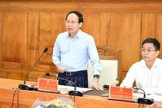 Phát huy lợi thế 8 di sản UNESCO, xây dựng Huế thành đô thị di sản văn hóa tiêu biểu
