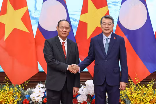 Việt Nam - Lào: Biến tinh thần 'gắn kết chiến lược' thành các công trình, dự án và lợi ích thiết thực