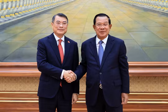 Thủ tướng Lê Minh Hưng hội kiến Chủ tịch Đảng Nhân dân, Chủ tịch Thượng viện Campuchia Hun Sen