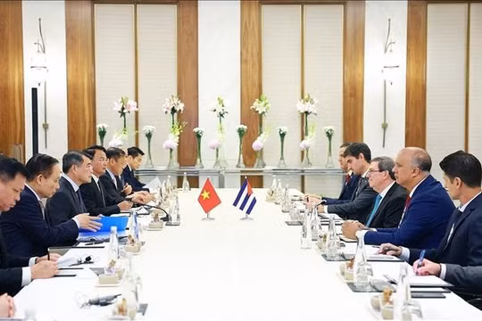 Việt Nam sẵn sàng làm hết sức mình hỗ trợ Cuba