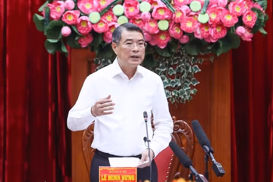 Thủ tướng Lê Minh Hưng: Vĩnh Long phải chủ động đề xuất cơ chế kiến tạo phát triển