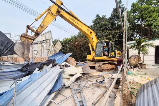 Bổ sung quy định xử lý kỷ luật cán bộ vi phạm pháp luật đất đai trước Luật Đất đai 2024