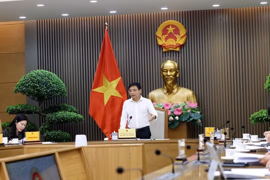 Phó Thủ tướng Nguyễn Văn Thắng: Từ tháng 7, thí điểm chấm điểm KPI giải ngân vốn đầu tư công
