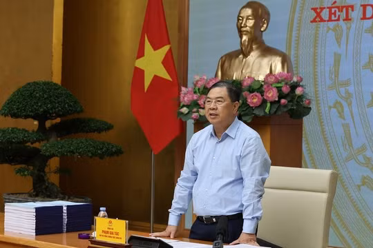 Xét duyệt đặc xá công khai, minh bạch, cân nhắc kỹ lưỡng từng trường hợp