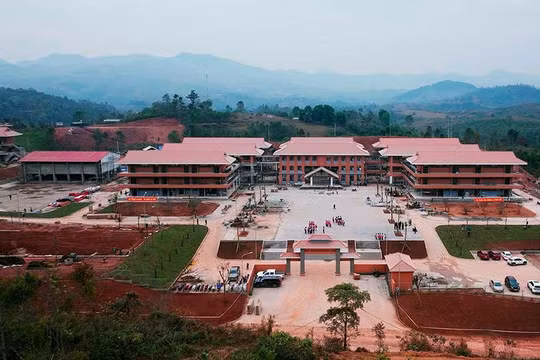 Xử lý nghiêm việc 'lách tiêu chí', làm sai lệch hồ sơ để trục lợi suất học vùng biên