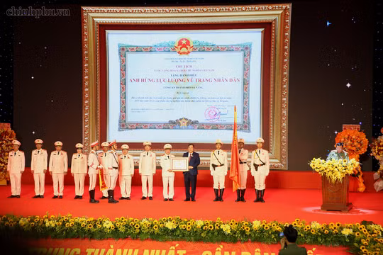 Công an TP Đà Nẵng vinh dự đón nhận danh hiệu Anh hùng Lực lượng vũ trang nhân dân