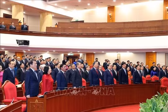 Khai mạc trọng thể Hội nghị lần thứ tư Ban Chấp hành Trung ương Đảng khóa XIV
