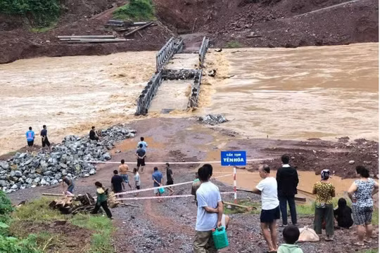 Cảnh báo, thông tin kịp thời về diễn biến của áp thấp nhiệt đới, mưa lũ tới người dân