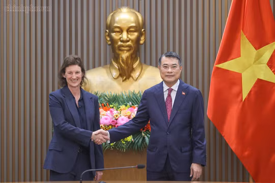 Đề nghị FTSE Russell đồng hành thúc đẩy thị trường chứng khoán Việt Nam tiệm cận chuẩn mực quốc tế