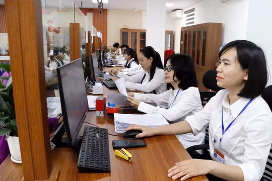 Chuyên gia giỏi, doanh nhân tiêu biểu được xét tiếp nhận thẳng vào viên chức