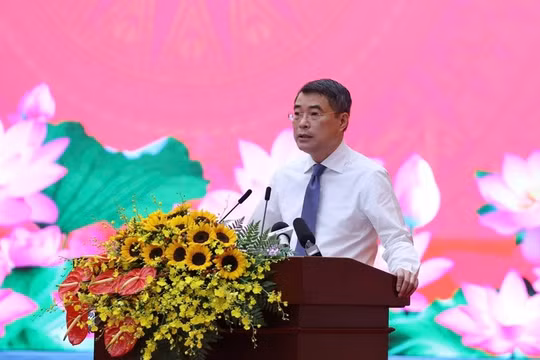 Thủ tướng: Thi đua không chỉ là phong trào mà phải trở thành động lực hành động và phát triển