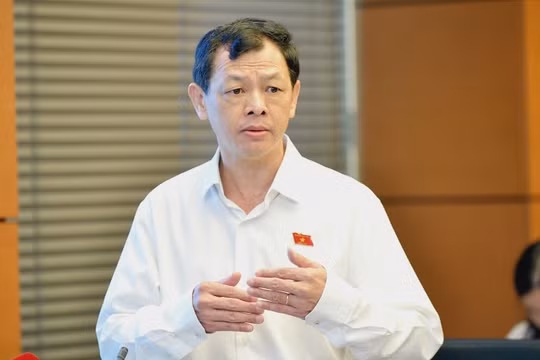 Thứ trưởng Bộ Y tế Nguyễn Tri Thức thôi việc theo nguyện vọng