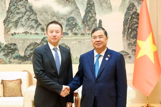 Thúc đẩy các tập đoàn lớn của Trung Quốc đầu tư hạ tầng số, giao thông và năng lượng tại Việt Nam