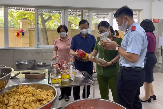 Đề xuất xử phạt vi phạm an toàn thực phẩm: Tối đa 1,5 tỷ đồng với cá nhân, 3 tỷ đồng với tổ chức