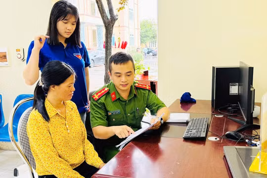 Chính phủ phân quyền, cắt giảm thủ tục hành chính thuộc 11 Bộ, ngành