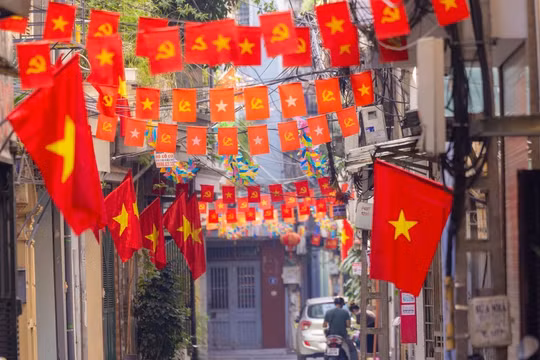 Hoàn thành phương án tổng thể sắp xếp, tổ chức lại thôn, tổ dân phố trước ngày 10/6/2026