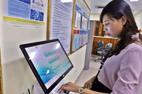 Cán bộ phải tự tra cứu dữ liệu, không yêu cầu người dân nộp lại hồ sơ có sẵn