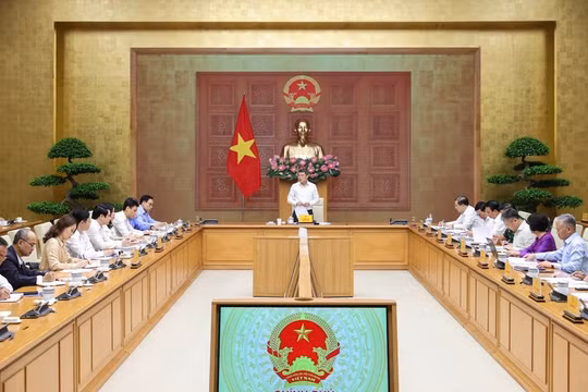 Thủ tướng Lê Minh Hưng: Công tác nghiên cứu, tham mưu đối ngoại phải phục vụ mục tiêu tăng trưởng '2 con số'