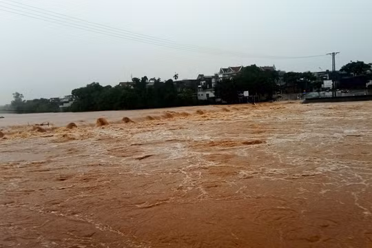 Ban Chỉ đạo Phòng thủ dân sự Quốc gia yêu cầu ứng phó mưa lớn, thiên tai cực đoan