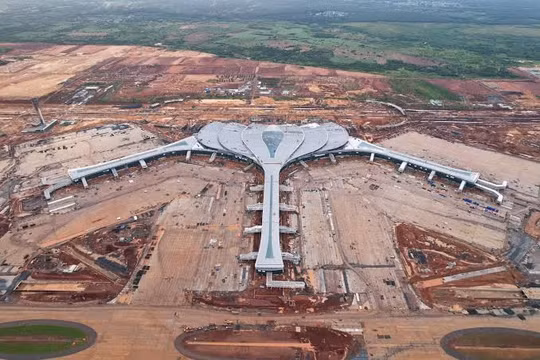 Kiểm tra thực tế tiến độ sân bay Long Thành, xử lý ngay các gói thầu có nguy cơ chậm