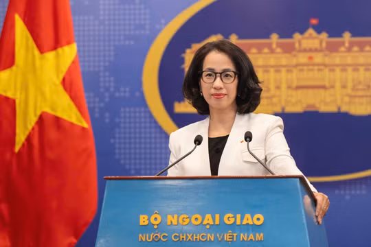 Bộ Ngoại giao và các cơ quan báo chí chủ lực cung cấp thông tin tình hình thế giới vào Việt Nam