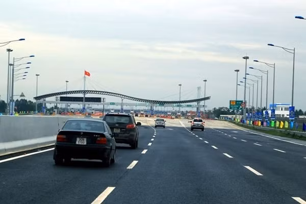 VEC giảm 15,8% lượng phương tiện lưu thông qua các trạm thu phí khiến Tổng công ty hụt thu 16,2% (58 tỷ đồng) doanh thu thu phí trong tháng 3/2020. (Ảnh minh họa)