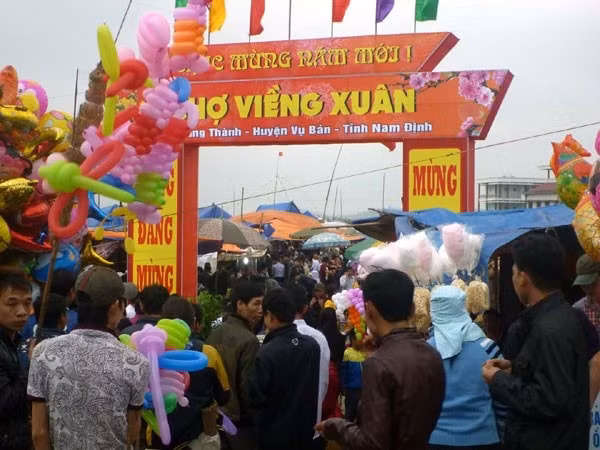 Chợ Viềng Xuân - Nam Định