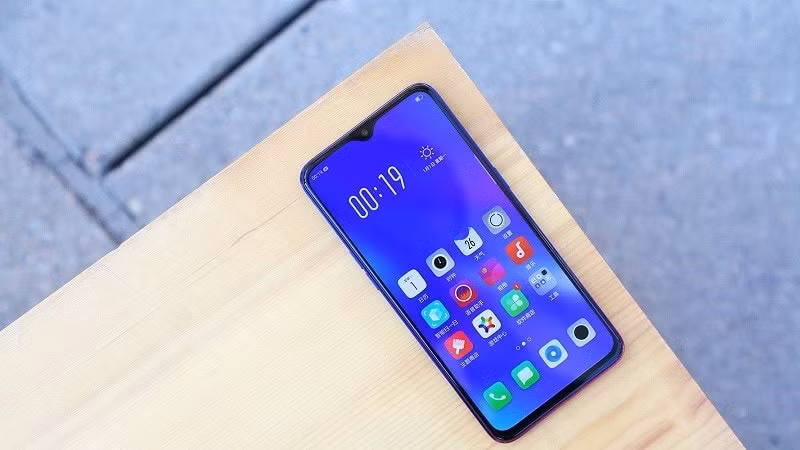 OPPO K1 đã chính thức ra mắt tại Ấn Độ.
