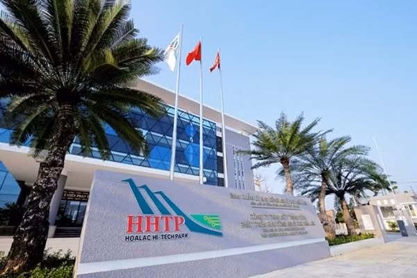 Một góc Khu công nghệ cao Hòa Lạc. Ảnh: TL