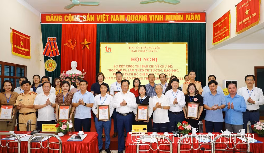 bao chi gop phan tich cuc tham gia xay dung thai nguyen ngay cang phat trien hinh 1