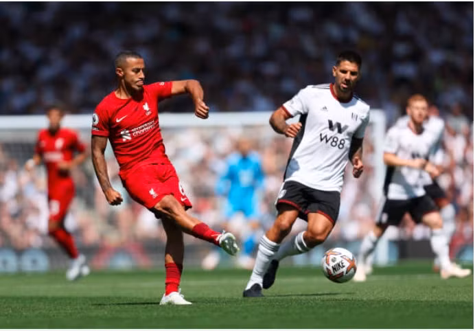 nunez toa sang liverpool hoa hu via tren san cua tan binh ngoai hang anh hinh 1