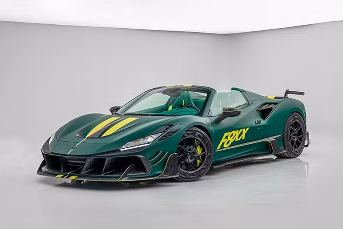 sieu xe ferrari mansory f8xx f8 spider la mat voi mau xanh la hinh 1