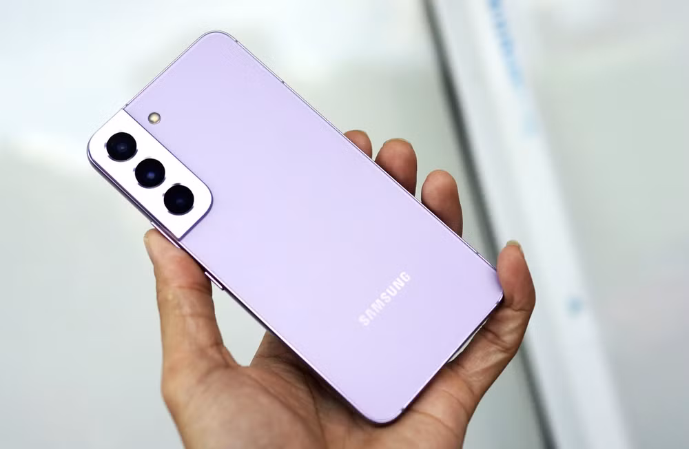 samsung ra mat galaxy s22 tim bora hinh 2