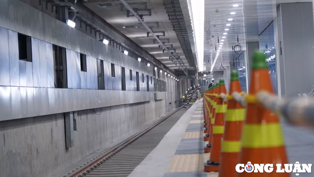 gan 10 nam thi cong dien mao 2 nha ga ngam cua tuyen metro so 1 ra sao hinh 7