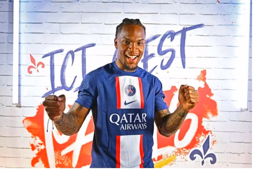 psg chieu mo thanh cong tien ve renato sanches hinh 2