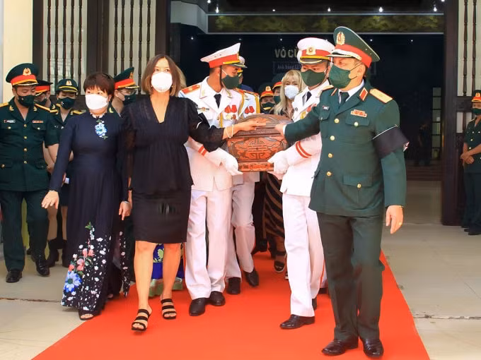 le truy dieu anh hung luc luong vu trang nhan dan kostas nguyen van lap hinh 3