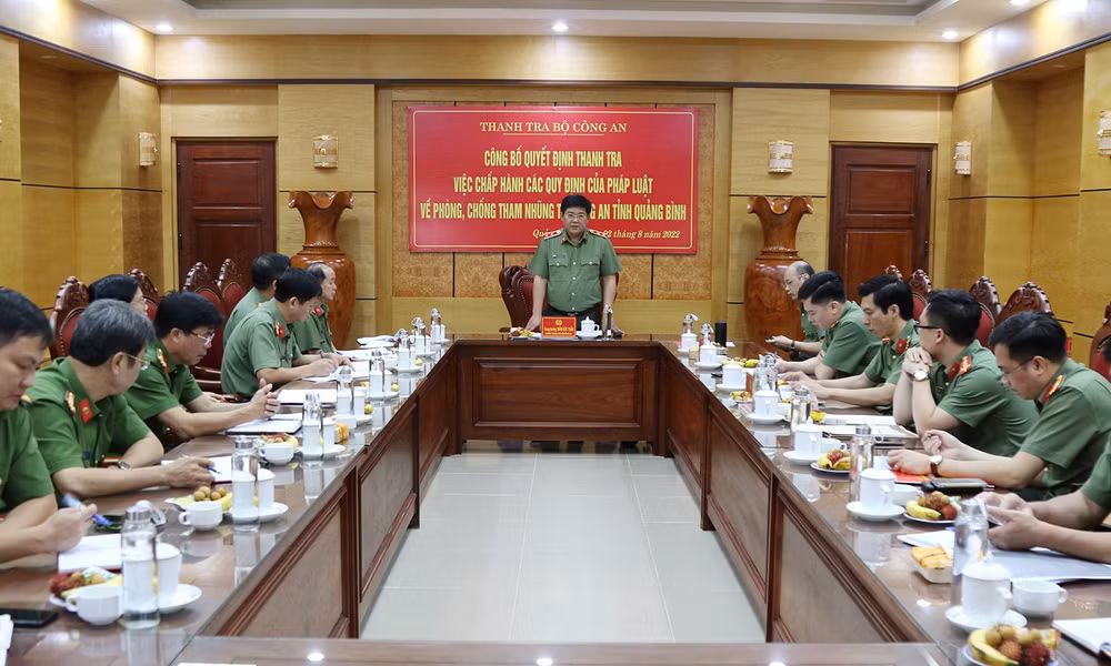 bo cong an thanh tra ve phong chong tham nhung tai cong an quang binh hinh 1