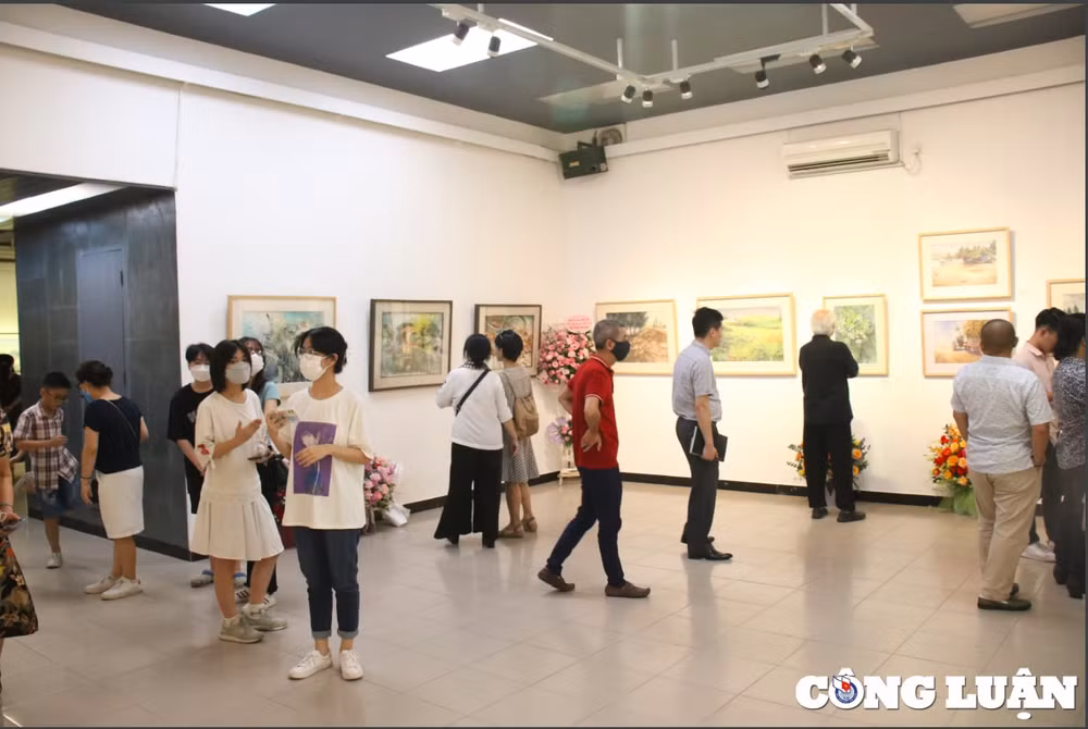 hon 80 tac pham trung bay tai trien lam my thuat hoi ngo sac mau hinh 3