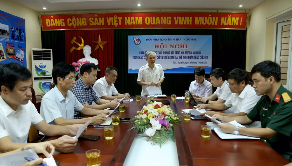 bai 4 tu su vao cuoc cua hoi nha bao thai nguyen hinh 1