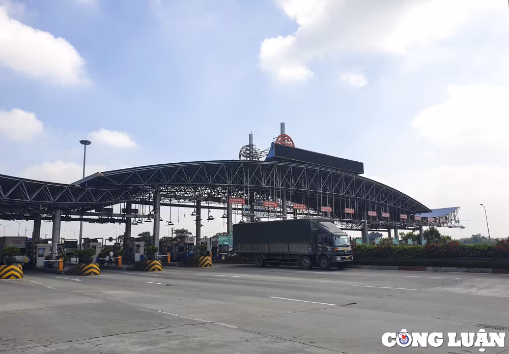 cac lai xe khong co nhu cau dan the thu phi tu dong se bi moi ra khoi cao toc hinh 2