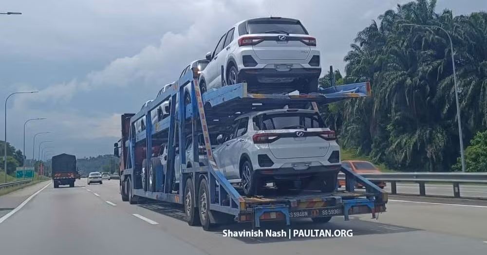 perodua ativa hybrid 2022 dan em toyota raize hybrid cap ben thi truong malaysia hinh 1