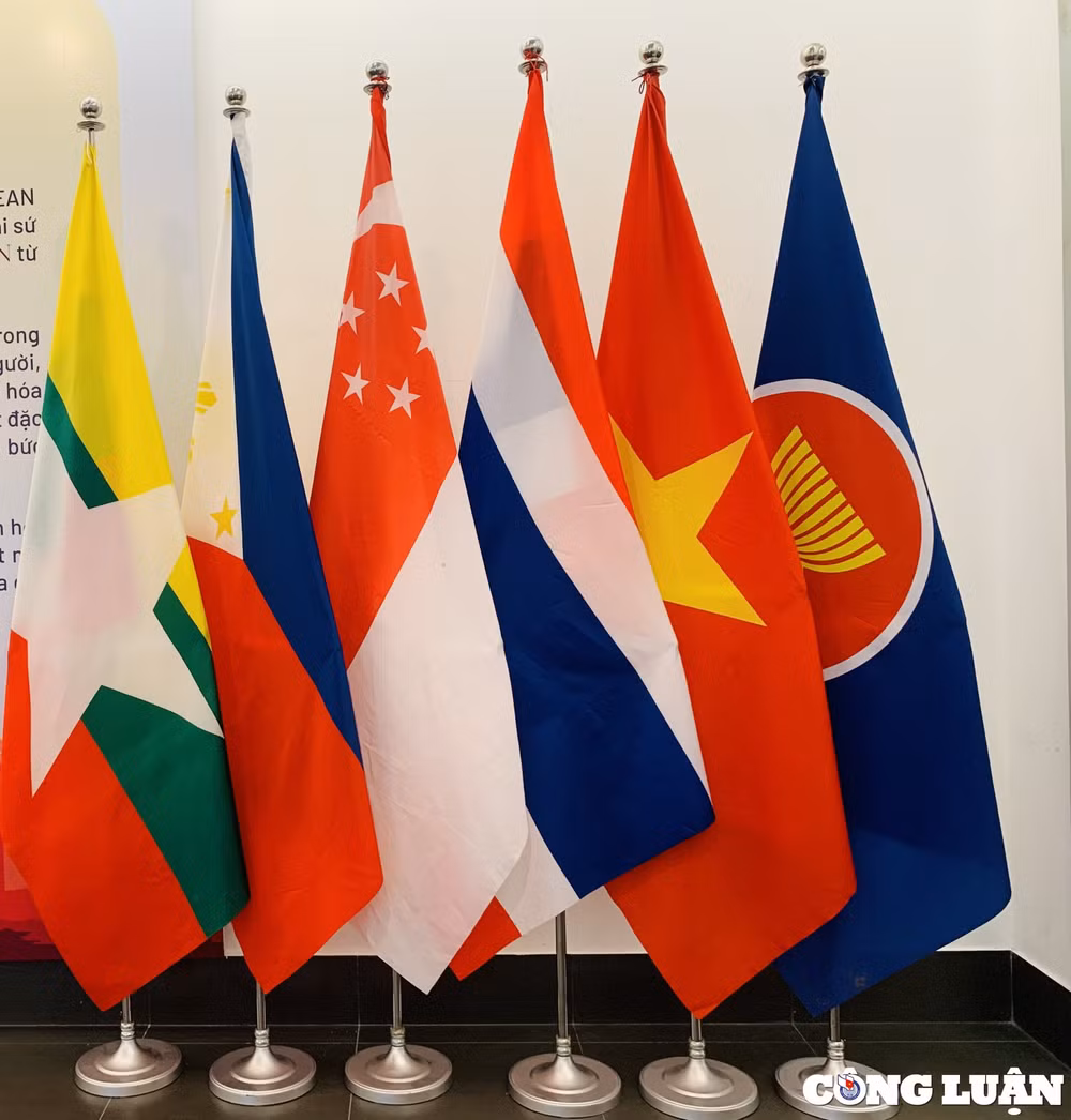 an tuong voi trang phuc tai trien lam sac mau van hoa asean hinh 10
