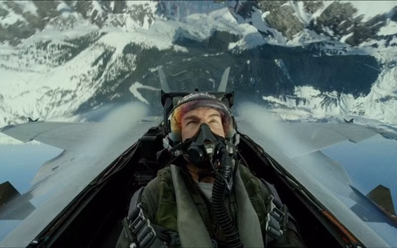 top gun maverick vuot thanh tich cua huyen thoai titanic hinh 3